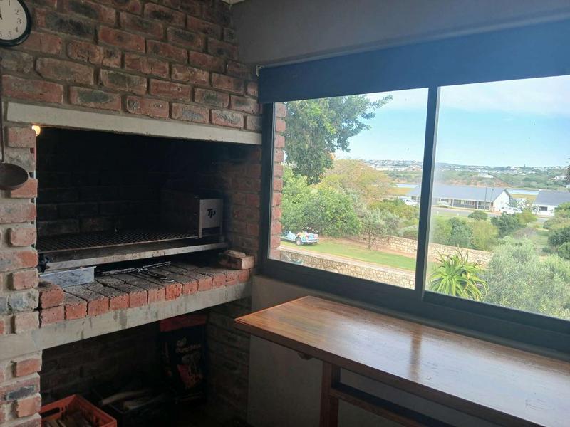4 Bedroom Property for Sale in Stilbaai East Western Cape